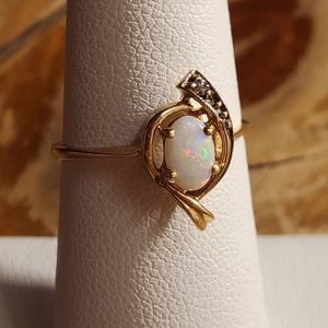 14k opal ring